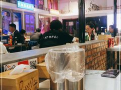 大堂-马路牙子烧烤音乐酒馆(望京店)