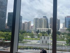 -大中华希尔顿酒店-念自助餐·嗨啤·小龙虾