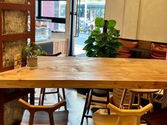 靠窗位-MEEBO KAFEE米咖焙坊(虹桥路店)