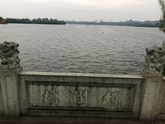 -苏堤停车场