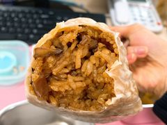 -白玉兰食品甜凤店(合生汇店)