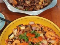 -休记光头香辣蟹干锅(绵竹店)
