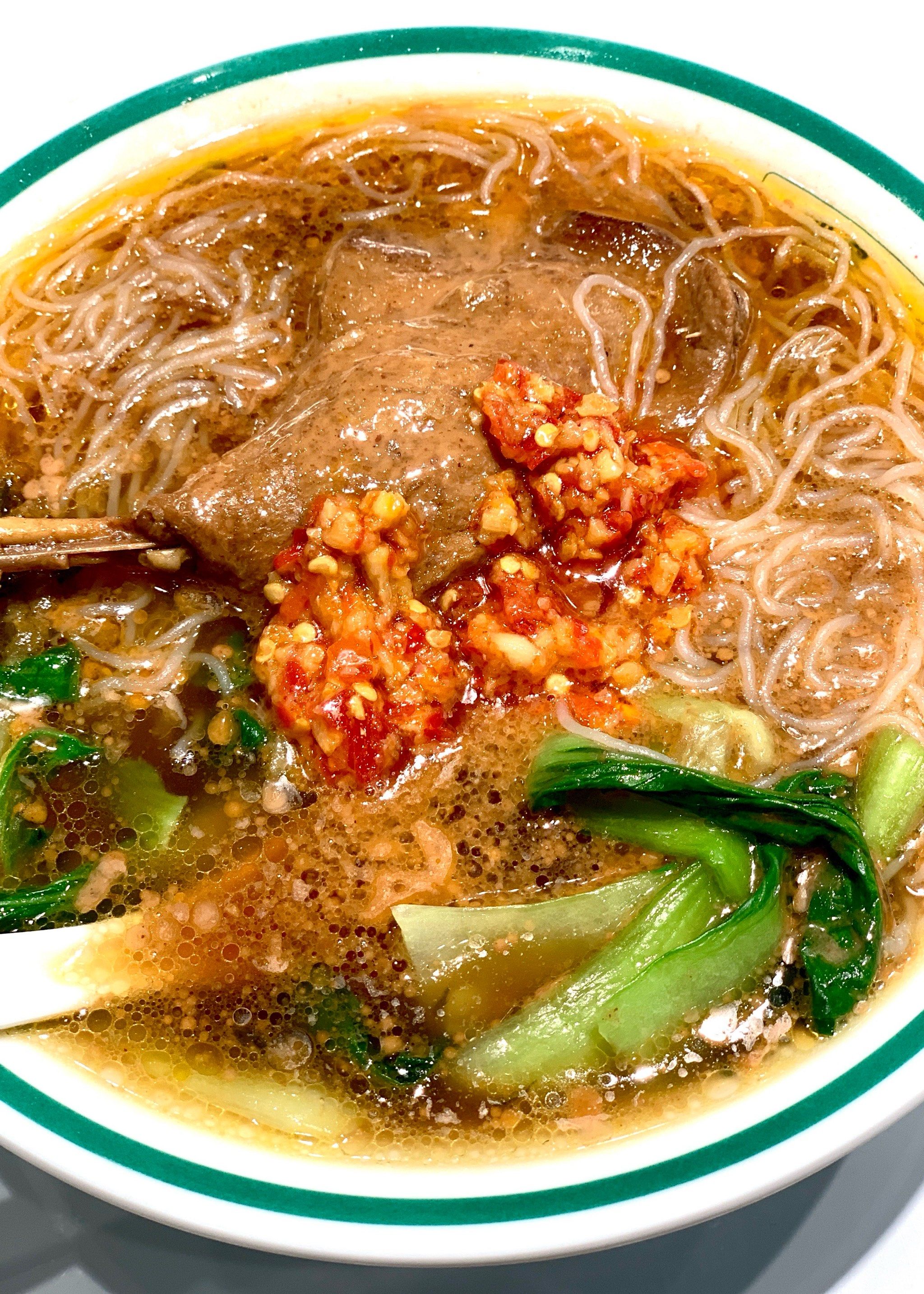 餐食之鸭腿米线