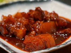 腐乳汁红烧肉-三两春肚肺汤(崂山路店)