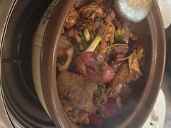 -胡须佬鸡煲四季火锅店(石厦西村直营店)