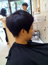 -JK奇积发型连锁机构