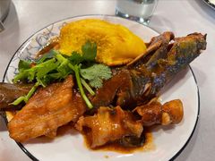 -小火炕铁锅炖鱼