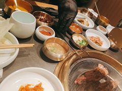 -韩白山·朝鲜族烤牛肉·酱蟹(长宁龙之梦店)