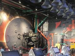 -极限PLAY运动娱乐新世界·团建派对表演休闲馆·室内高空游乐园