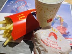 -麦当劳(中山公园龙之梦店)
