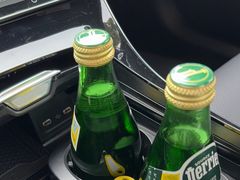 -上海星瀚奔驰4S店(红柳路店)