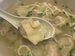 鲜肉小馄饨-东泰祥生煎馆(陕西南路店)