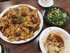 -壹阁胡羊焖饼(特色小吃街店)