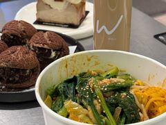 -W COLLECTIVE  DESSERT SHOP