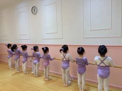 -爱德米乐艺术学院(西宸天街校区)