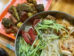 -二钢串叔麻辣烫(华龙大厦店)