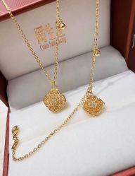 -周生生Chow Sang Sang(先天下店)