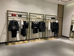 -URBAN REVIVO(佛山南海万达广场店)