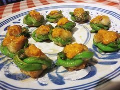 蟹黄墨鱼饼-龙桥私厨·姜花菊花过桥鱼·顺德菜(容桂店)