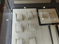 -沐渔二手奢侈品黄金手表包包回收·中古店(广州塔店)