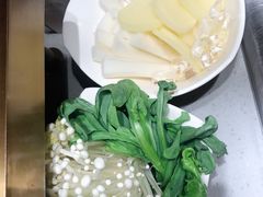 -海底捞火锅(海宁路店)