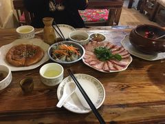 -小锅巴纳西餐厅