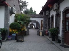 -七贤国际青年旅舍(西七路分店)