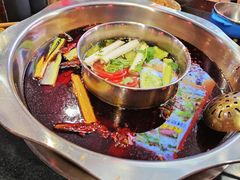 -星鸿社重庆老火锅(燃灯寺分店)