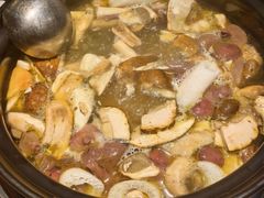 -一朵菌·野生菌探索家火锅(南亚店)