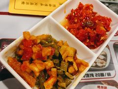 -双燕楼·手工馄饨·汤面小吃(世纪汇店)