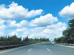 -大连铭湖国际观光牧场