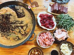 -岗上渣渣老火锅(两路口店)