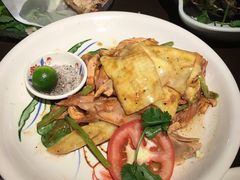 越式盐焗麻油鸡-大头虾越式风味餐厅(光明广场店)