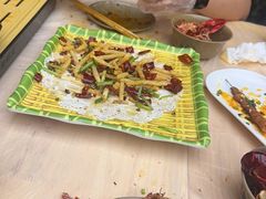 -肥肥虾庄·金牌油焖大虾(东湖欢乐谷店)