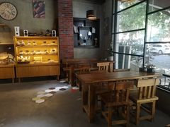 -啊噗吐呦现场烘焙(麦凯乐店)