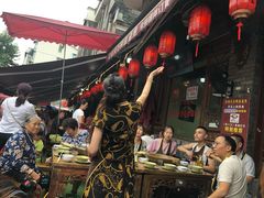-老船夫石锅苗苗鱼·老字号(三道堰总店)