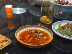 -川流不息·地道川菜·小龙虾(新松江路店)