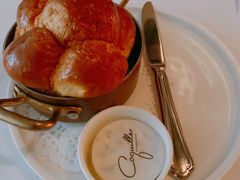 餐前面包黄油-壳里西餐厅Coquille Seafood Bistro(蒙自路店)