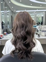 -MOVAN  HAIR莫凡匠人发型屋