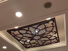-顺峰海鲜酒楼(省府店)