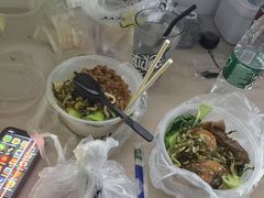 -砖头卤味