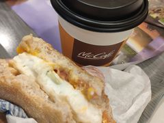 -麦当劳(轻轨曹杨路店)