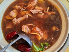 山珍菌锅仔-天宜隆蘑菇宴火锅(石景山旗舰店)