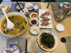 -民族手抓羊肉馆·滩羊手抓·烤全羊