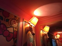 -环球梦主题KTV(曲阳生活购物中心店)