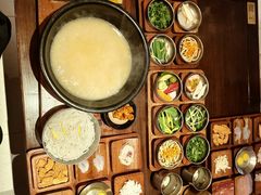 -银米·云南传统过桥米线(双廊黑金冠店)