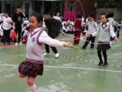 -悦动体能篮球羽毛球网球(三里河店)