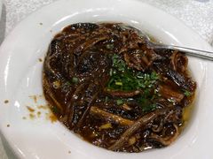 -梅龙镇酒家(南京西路总店)