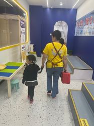 -熊小米专业儿童游泳馆