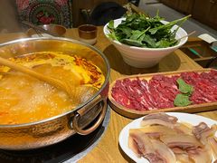 -黔诚多彩火锅(甲秀楼店)